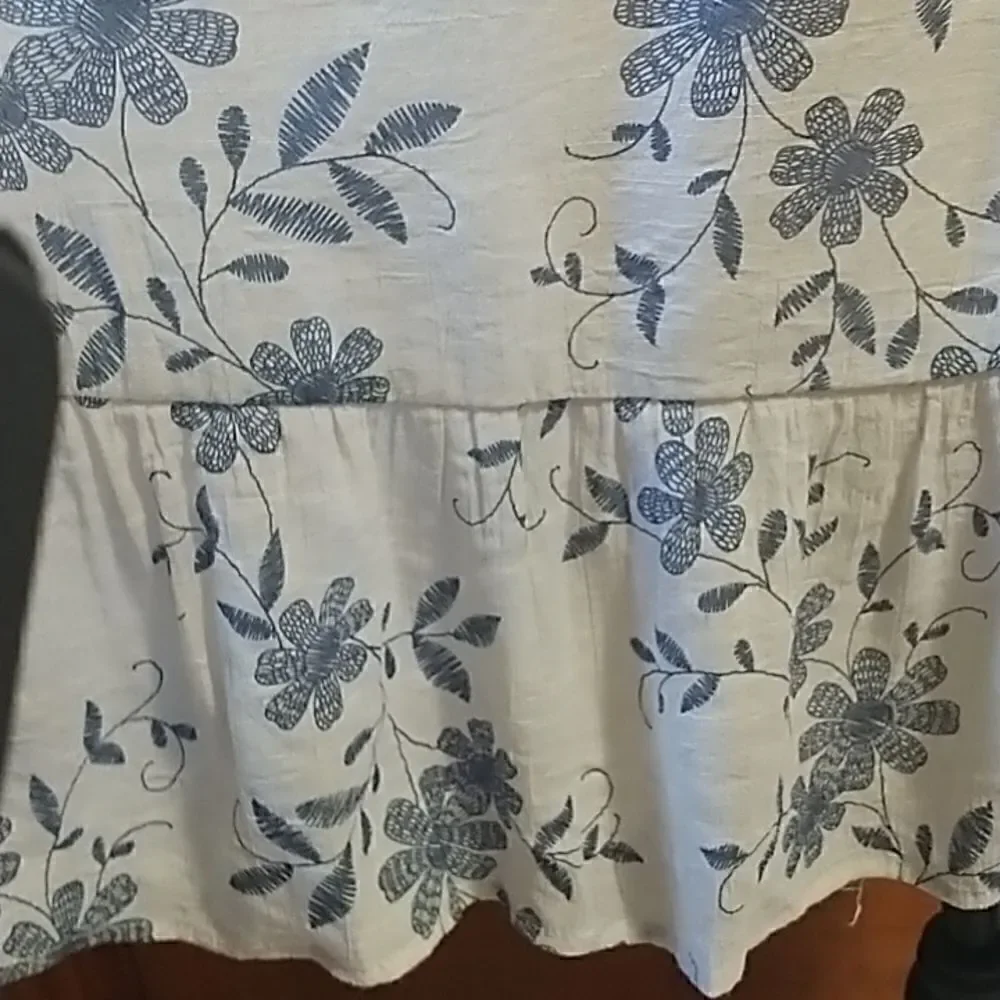 BaeVely smocked floral babydoll off the shoulder dress tunic size M